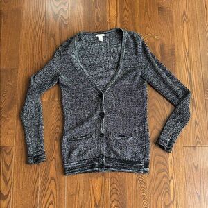 Forever 21 Black and White Knit Sweater
